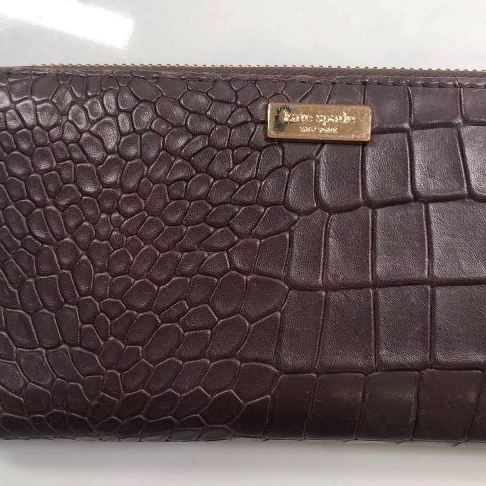 Kate Spade Wallet - Picture 2 of 5
